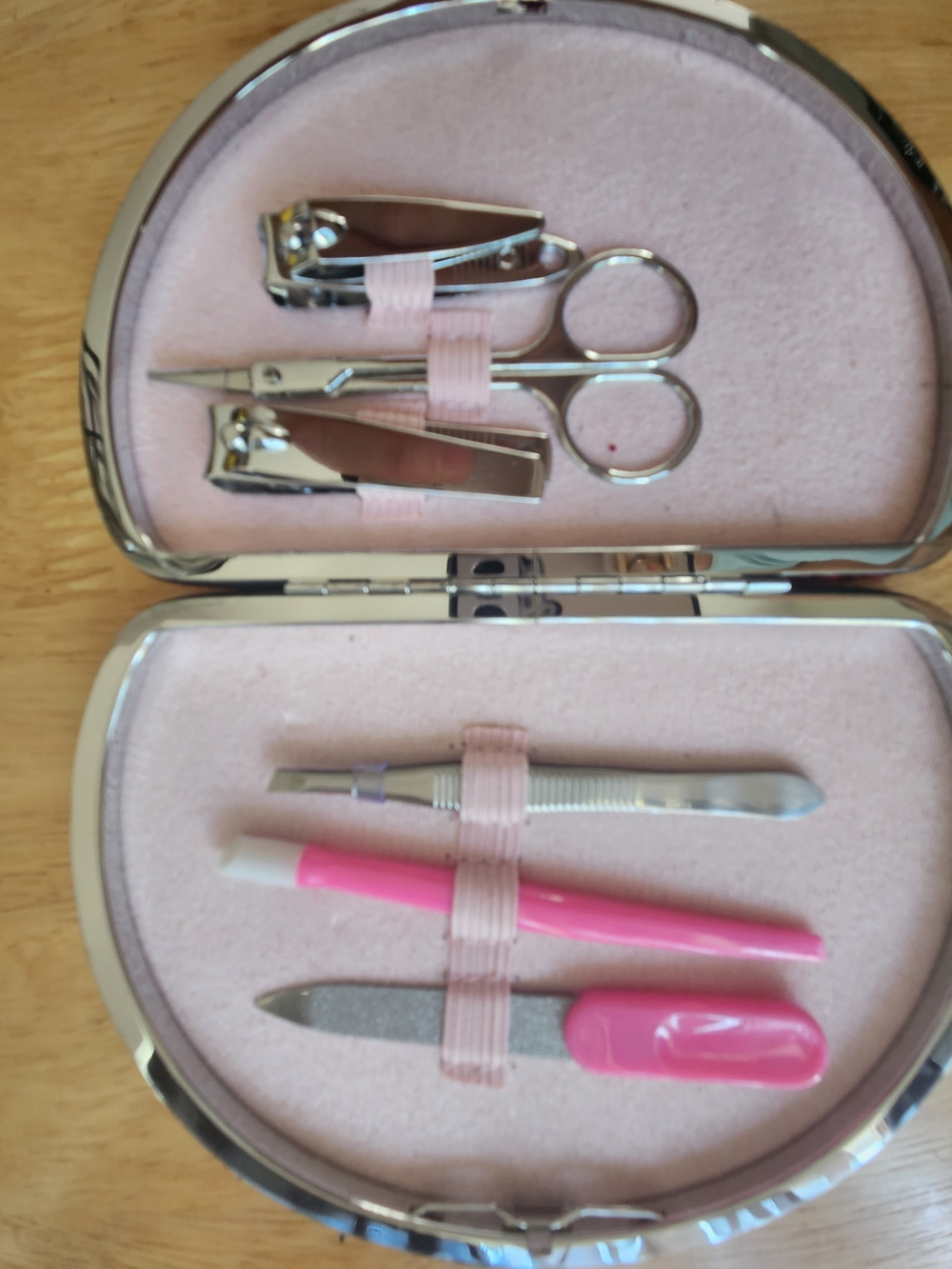 Fuchsia Pink Glitter Nail Kit For On The Go